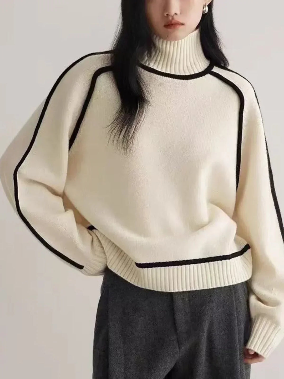 Donna Elegant Turtleneck Sweater