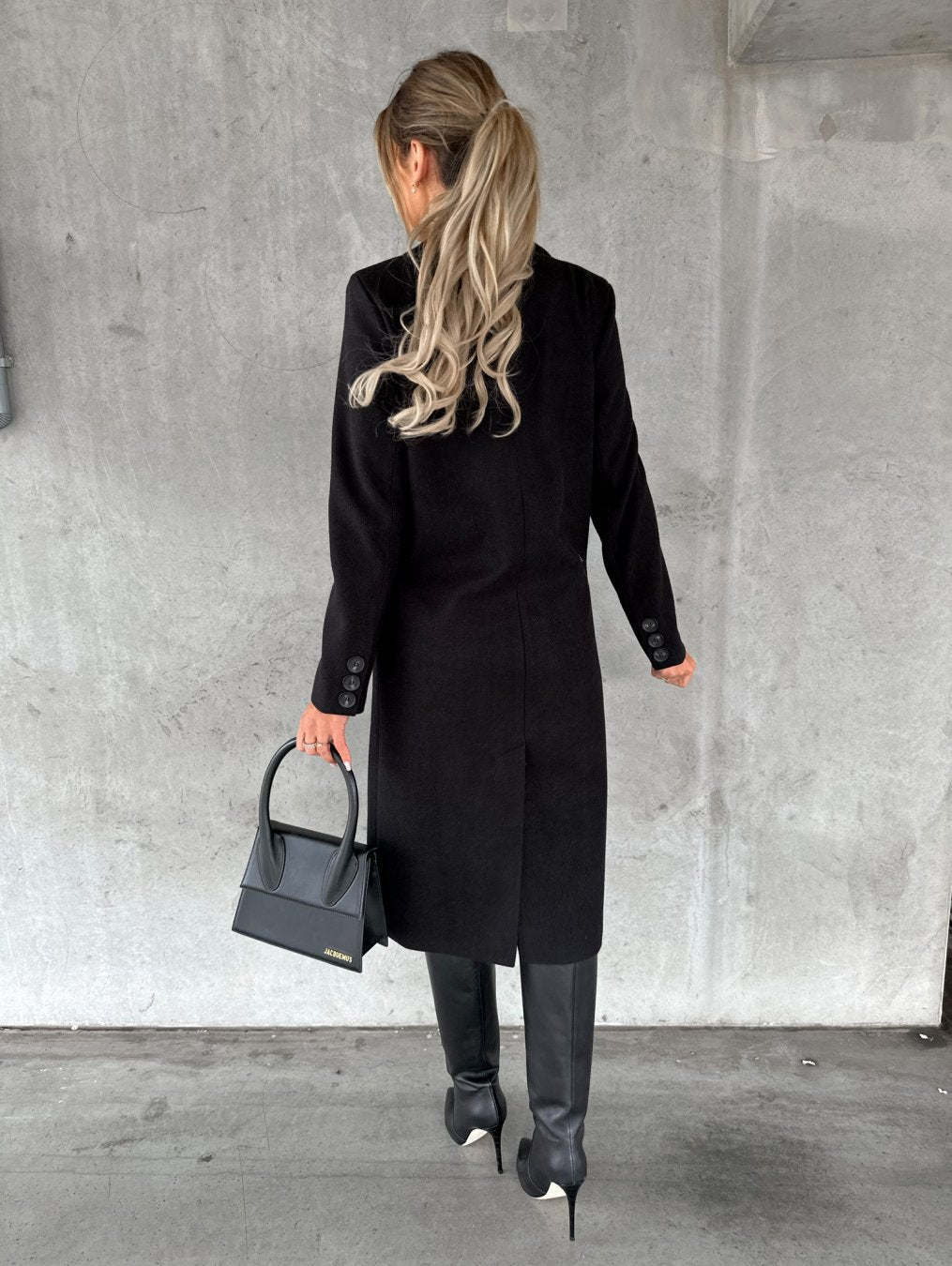 Jolie Classic Elegance Coat