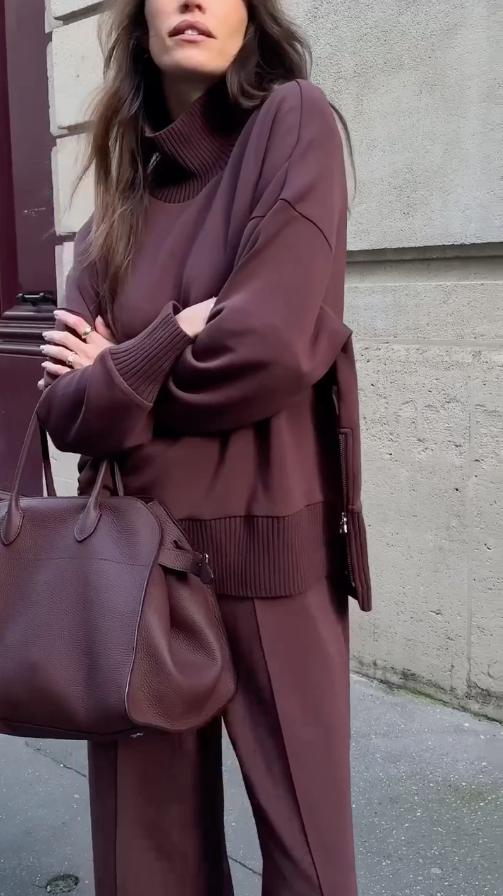 Ruby Women's Elegant Set