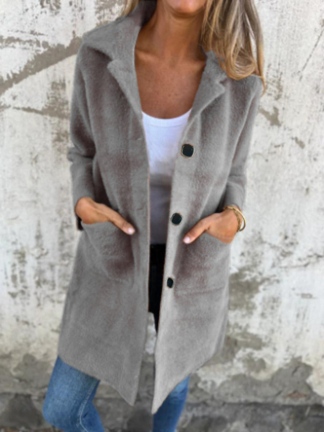 Isabela Elegant Single Breasted Coat