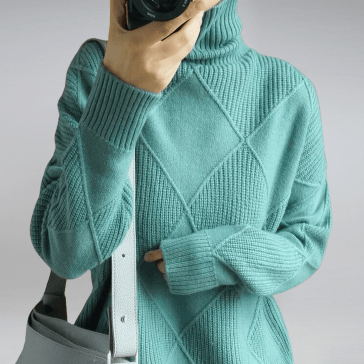Reyna Classic Turtleneck Sweater for Effortless Everyday Style
