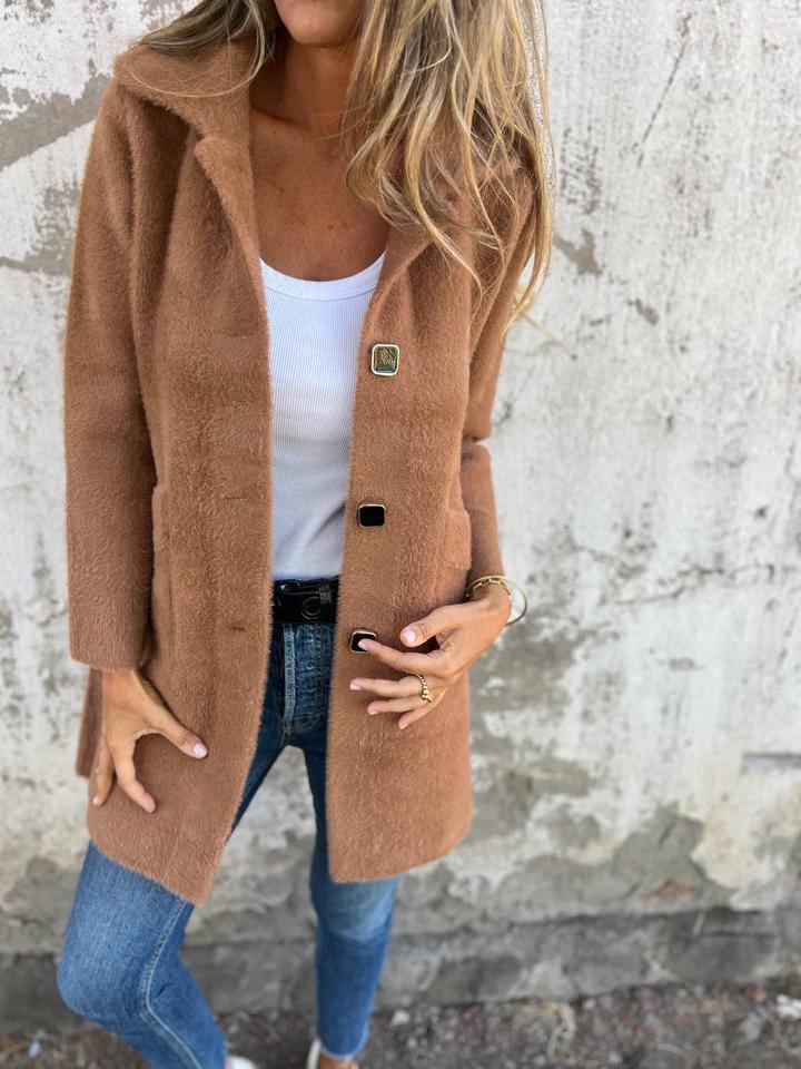 Isabela Elegant Single Breasted Coat
